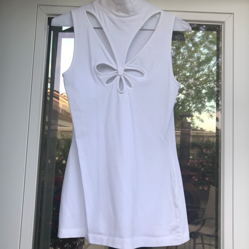 Express Short Sleeve Turtleneck